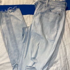 Old Navy Rockstar Super Skinny High Rise Light Wash Jeans